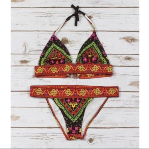 Victoria's Secret Other - Victoria's Secret 2 Piece Swim Set Halter Top